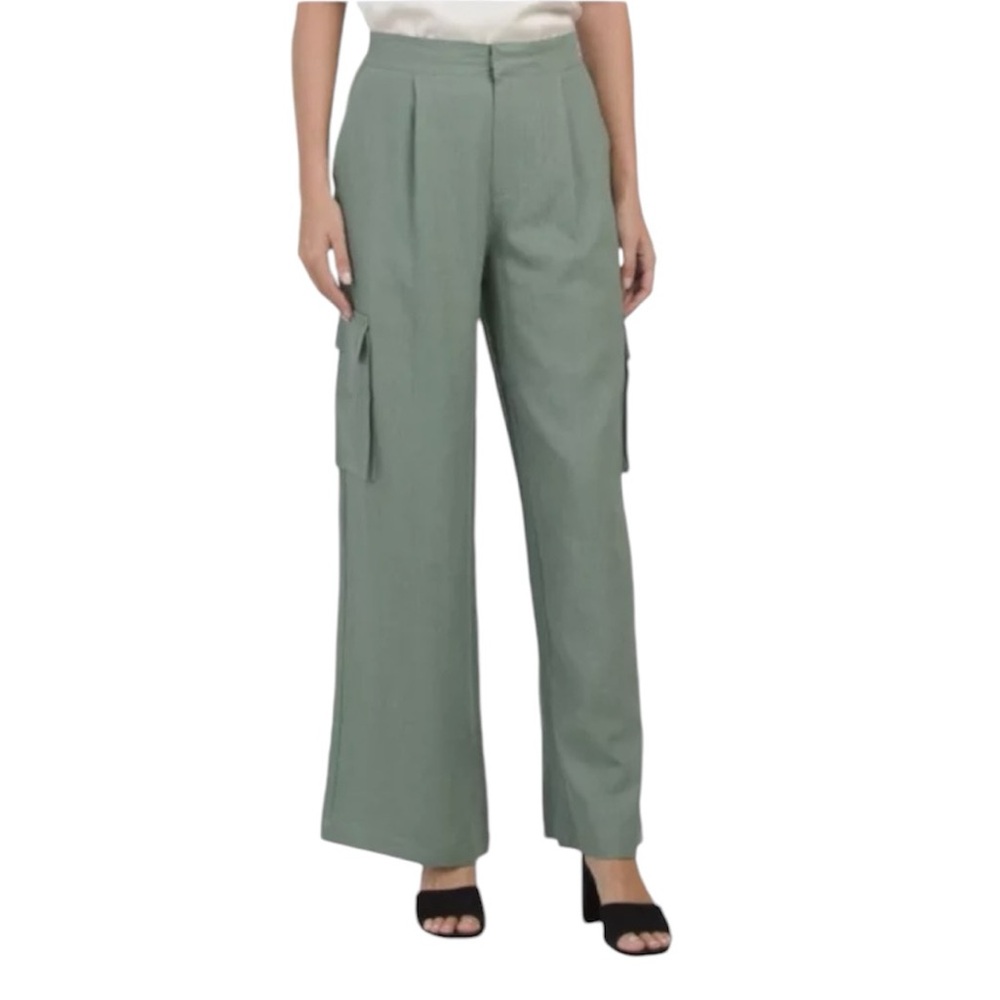 7 FOR ALL MANKIND Linen Blend Wide Leg Cargo Pants. Size M